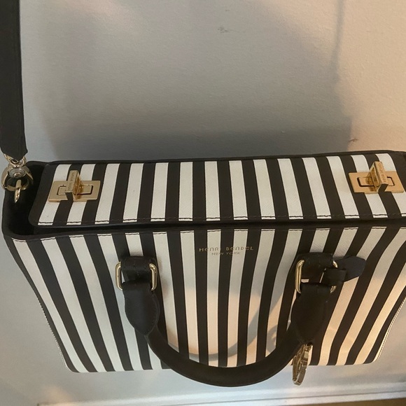 Henri Bendel Centennial Turnlock - Picture 2 of 5